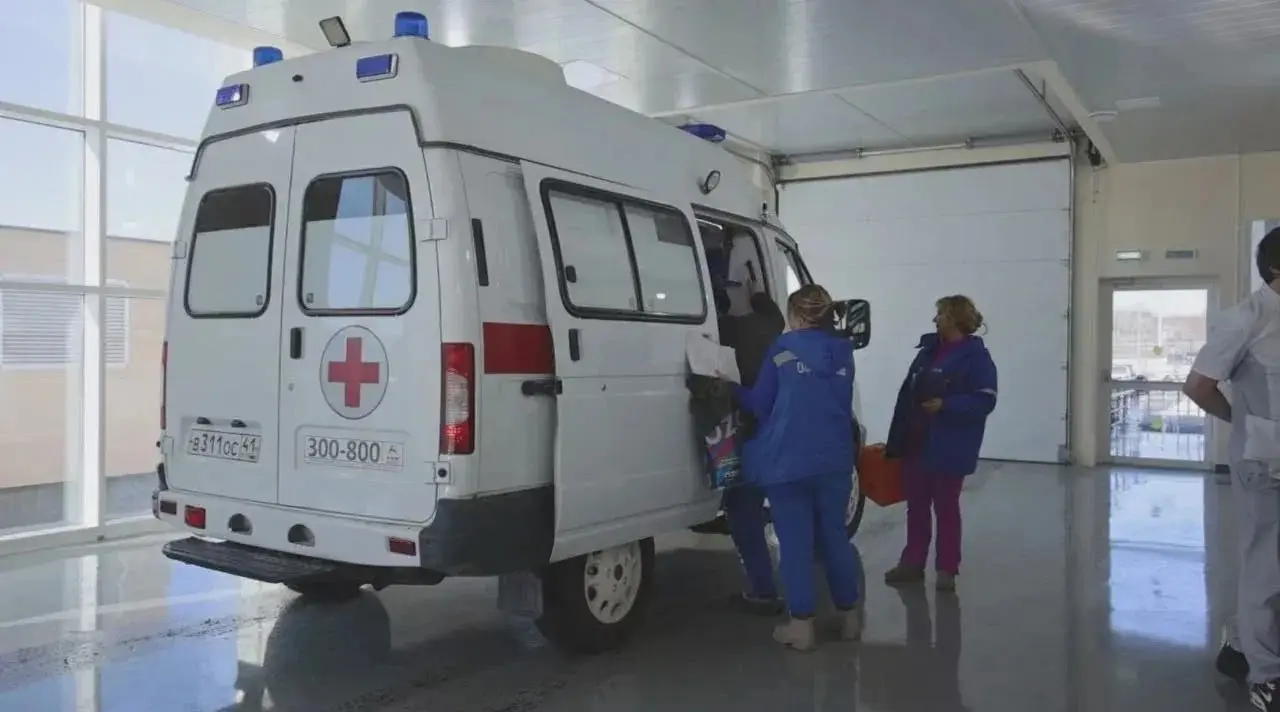 Первые отделения Камчатской краевой больницы перевезли пациентов в помещения нового корпуса лечебного учреждения
По данным региона, экстренная госпитализация в отделения, расположенные в новом здании,... | Сетка — социальная сеть от hh.ru