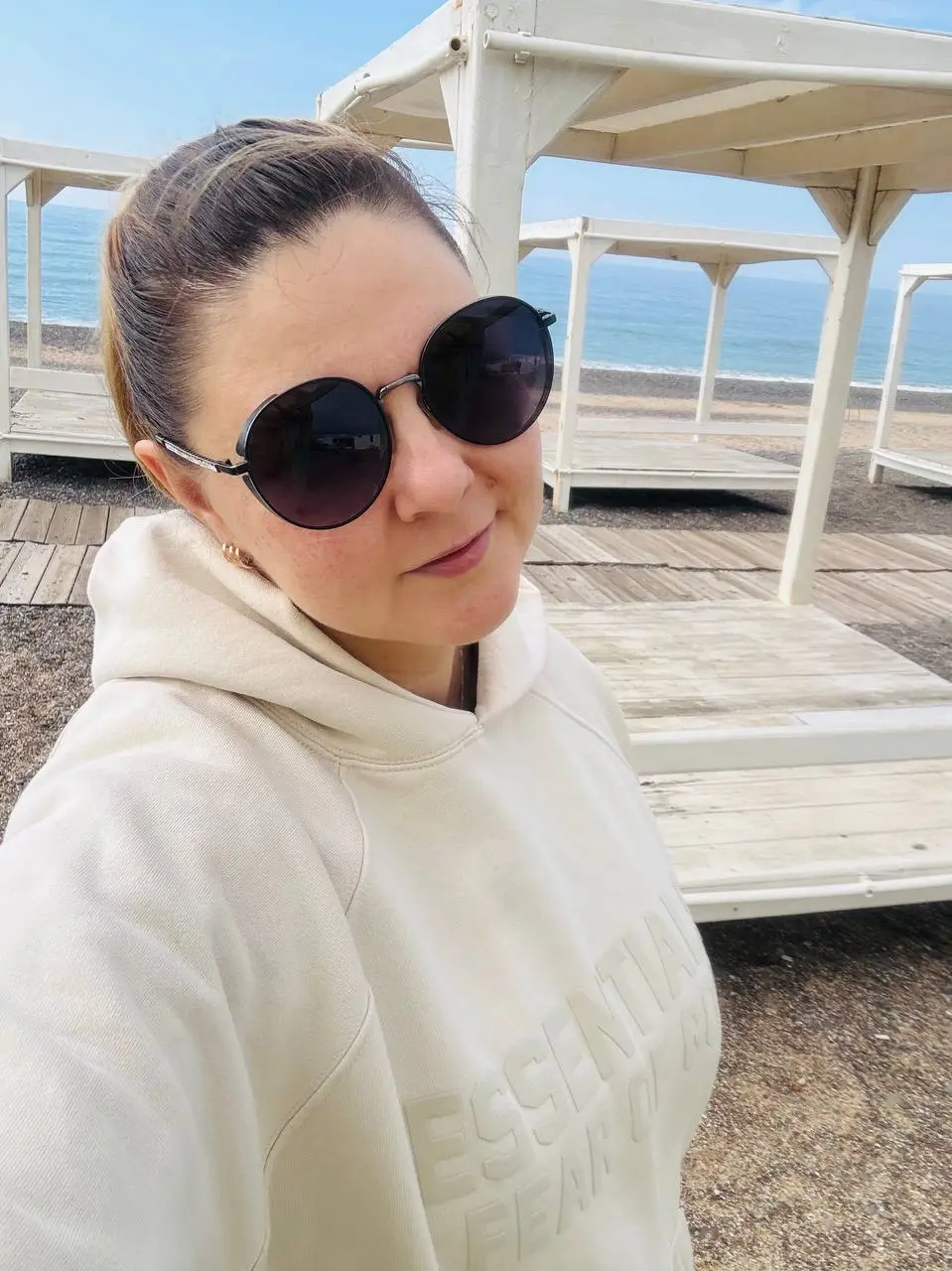 Всем, привет!👋
Давно не выходила на связь, но сейчас есть повод: у меня пополнение в семье! 🎉 Я стала многодетной мамой — и жизнь заиграла новыми красками 🎨 | Сетка — социальная сеть от hh.ru