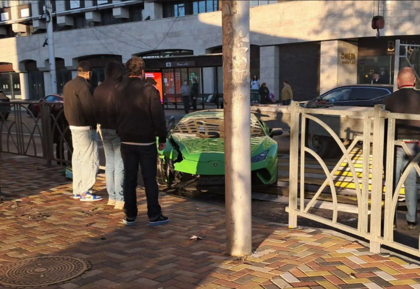 Ставрополье вошло в десятку регионов с наибольшим числом премиальных авто
По данным FinExpertiza, край занял девятое место в России по количеству машин люкс-класса — 412 зарегистрированных авто | Сетка — социальная сеть от hh.ru
