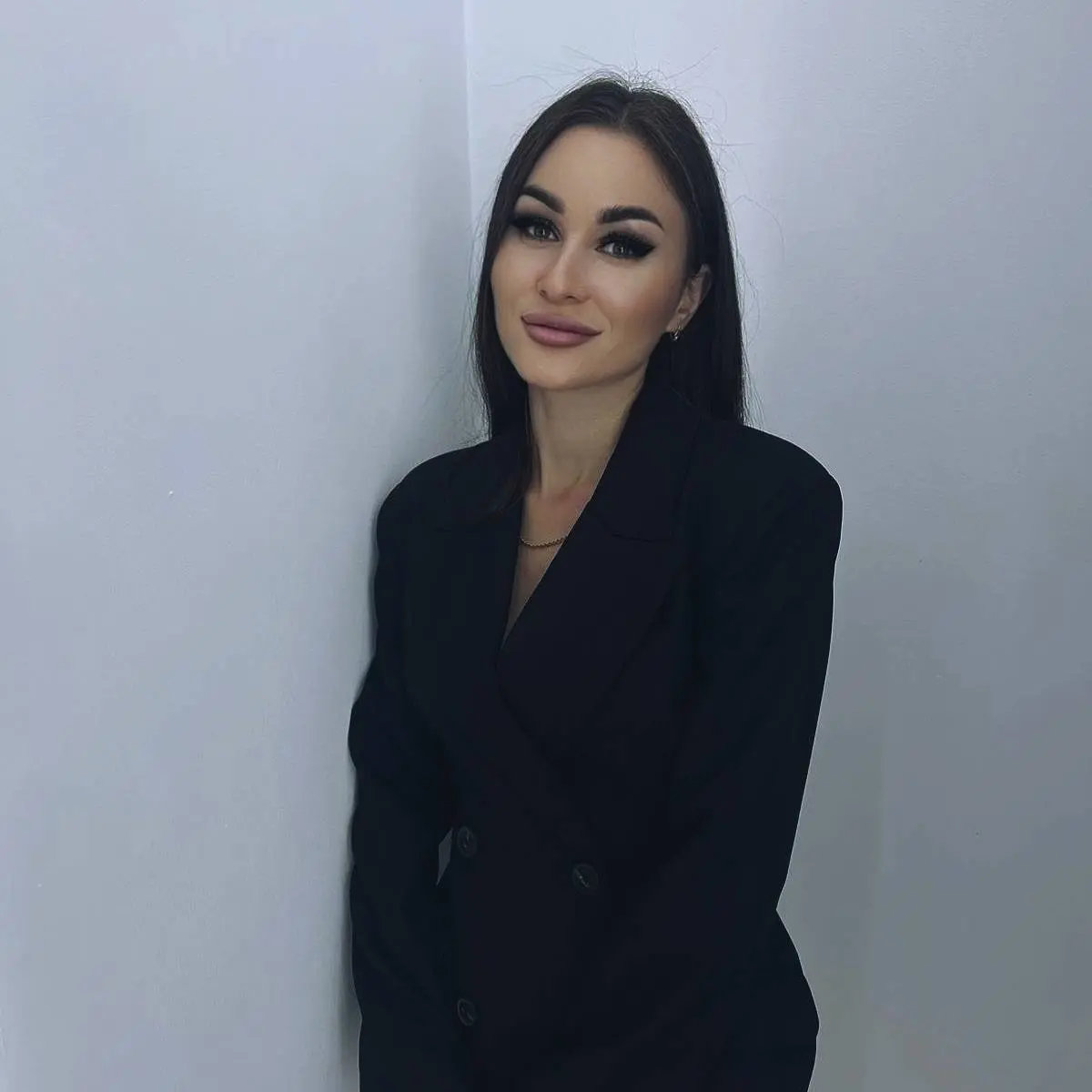 Айлин Назарова