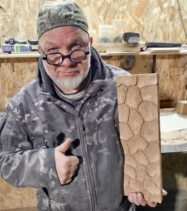 Уникальная текстура от Suntan WOOD!
Наш мастер Алексей Кухарев разработал неповторимую текстуру обожжённого дерева | Сетка — социальная сеть от hh.ru