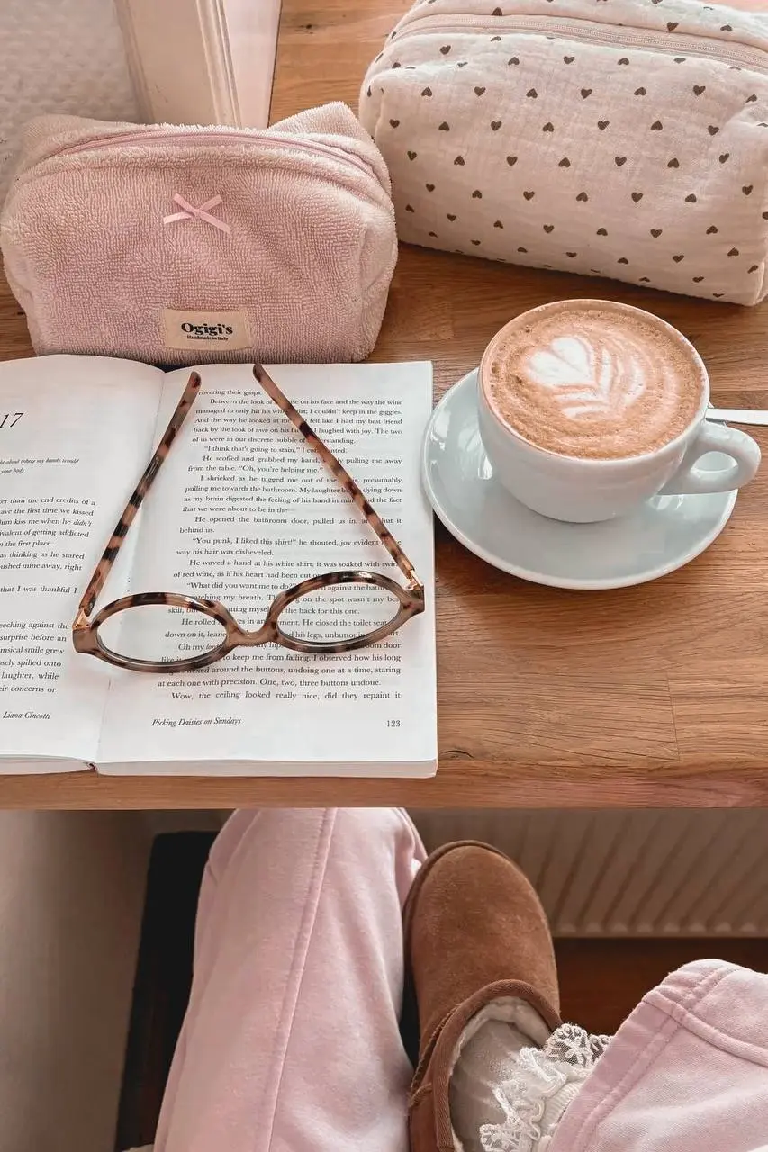 Кто такой куратор и зачем он вообще нужен 🤨
Когда я только училась, куратор казался кем-то вроде онлайн-классной руководительницы 😅
Но теперь, когда я сама на этом месте, я понимаю:
куратор — это не ч... | Сетка — социальная сеть от hh.ru