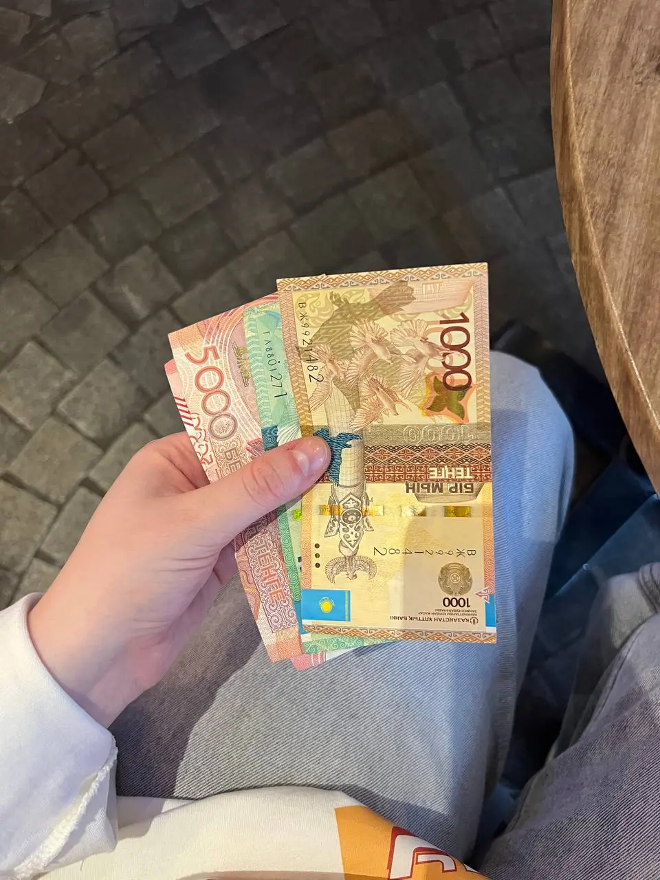 КАЗАХСТАН 🇰🇿 орг. моменты
перелет • питание • проживание • валюта (цены) • интернет • досуг • транспорт
✈️ ПЕРЕЛЕТ
- мы летели Аэрофлотом | Сетка — социальная сеть от hh.ru