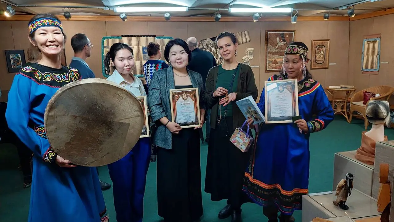 #СереброАмура
#благодарность
#диплом
Это часть фотографий с проекта. «Серебро Амура»
Очень быстро 💨 пролетели дни. | Сетка — социальная сеть от hh.ru