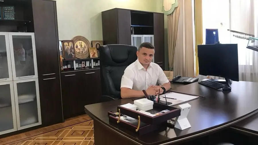 Сергей Святов