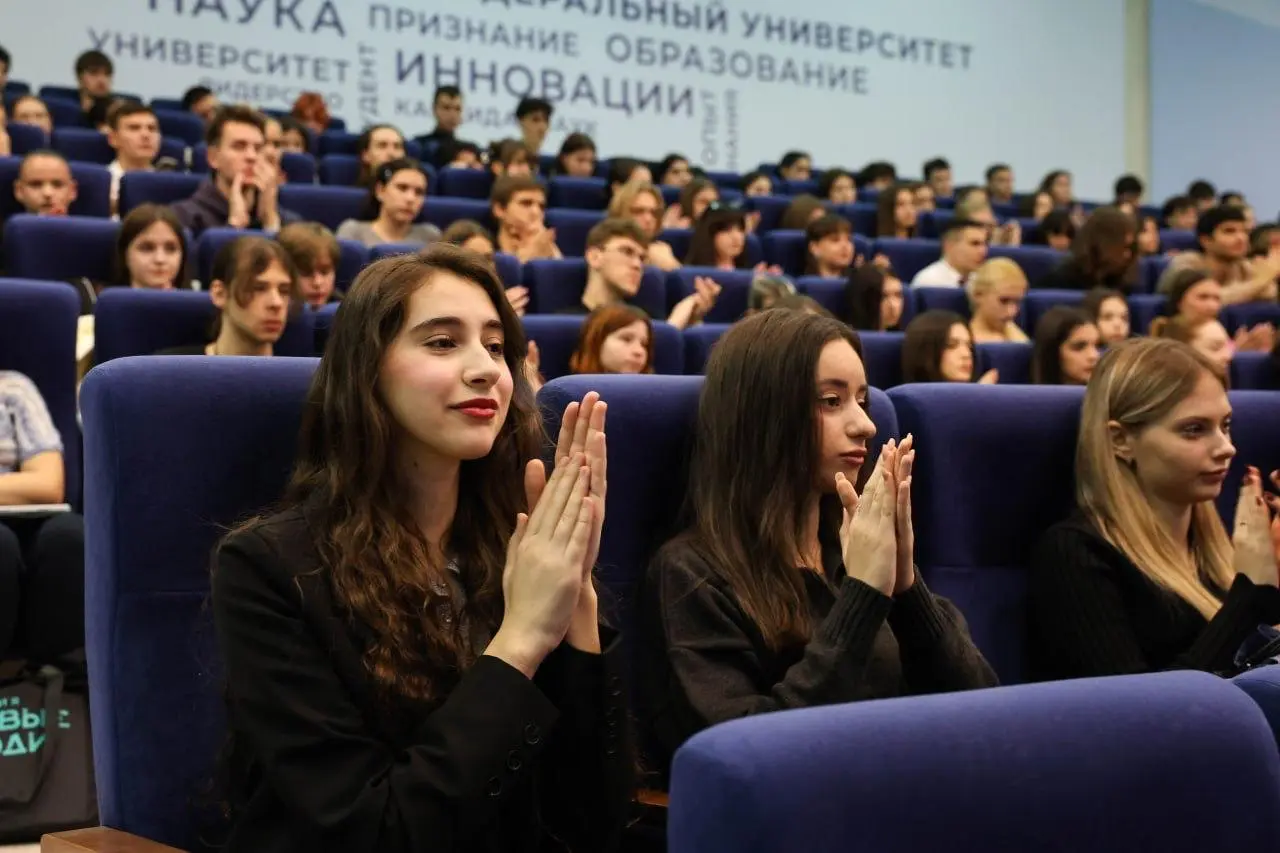 👍 В Ставрополе стартовал финал фестиваля «Новый маршрут»
В Северо-Кавказском федеральном университете начались финальные мероприятия фестиваля «Новый маршрут» – научно-просветительского марафона, объе... | Сетка — социальная сеть от hh.ru