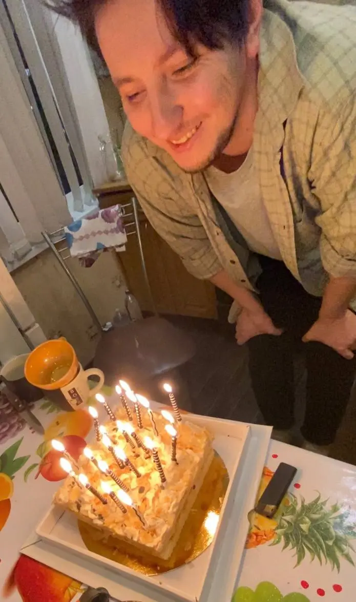В прошлую субботу, 8 ноября, был мой был день рождения. Я очень давно не праздновал его в семейном кругу в городе, где родился — Мурманске, поэтому решил, что в этом году хочу поехать туда | Сетка — социальная сеть от hh.ru