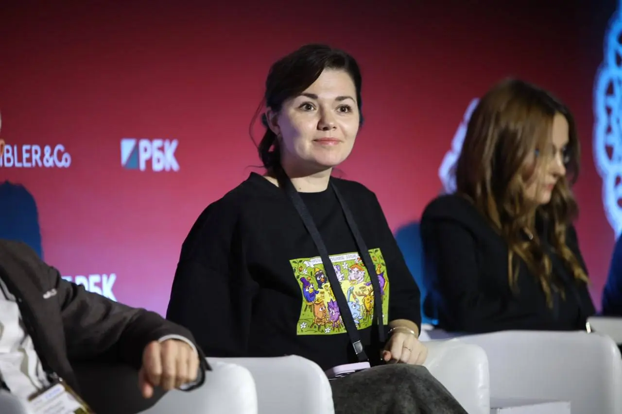 Это по-нашему — дискуссия о том, как сегодня раскручивать российские бренды 🎙
Сессия от Independent Media собрала ведущих экспертов российских компаний, которые не просто выживают, а активно развивают... | Сетка — социальная сеть от hh.ru
