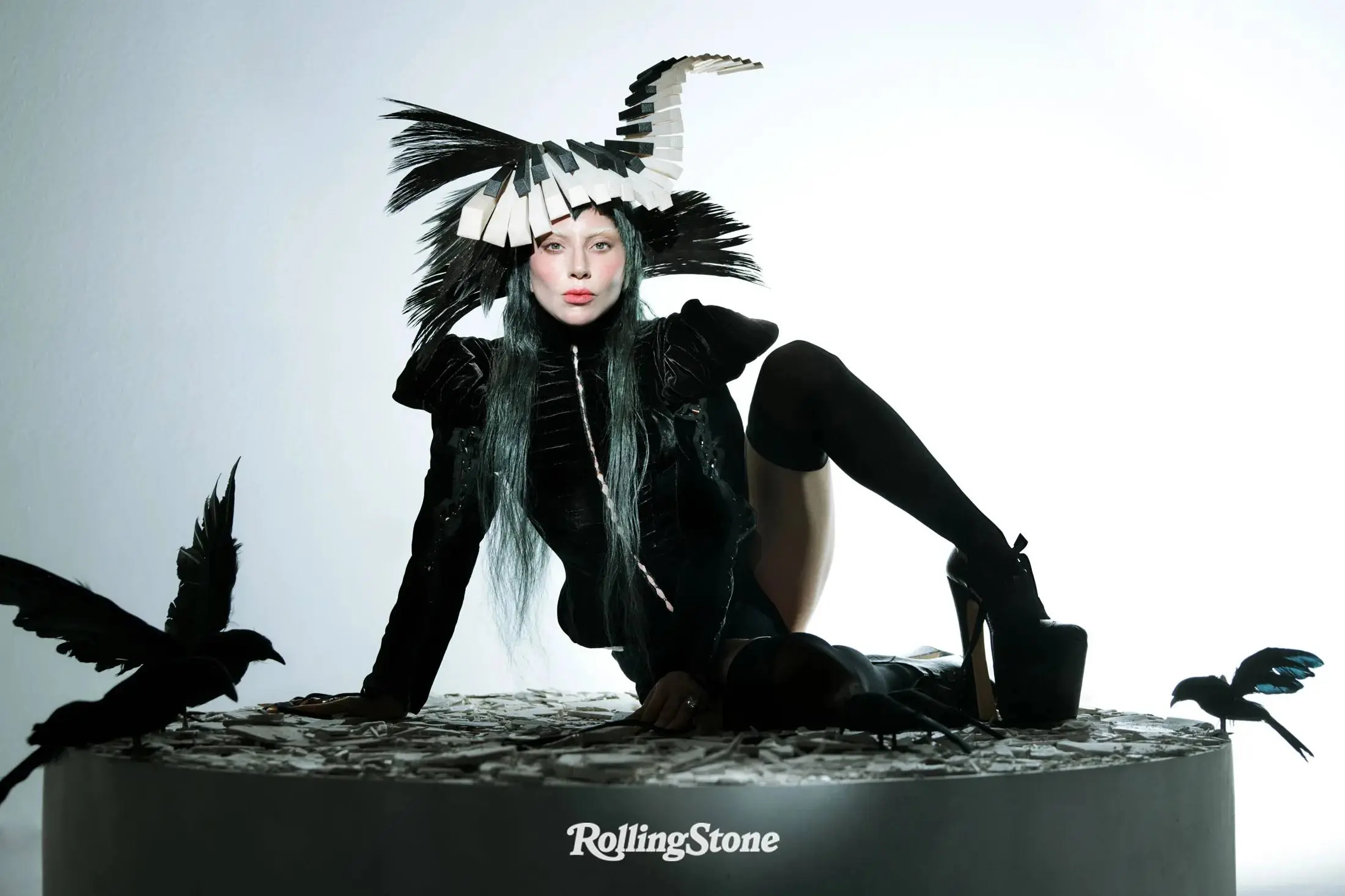 🚻 Невероятная Леди Гага для журнала «Rolling Stone».
⭐️ WIRE. • #ФОТОКАРТОЧКА
В этом посте были ссылки, но мы их удалили по правилам Сетки | Сетка — социальная сеть от hh.ru