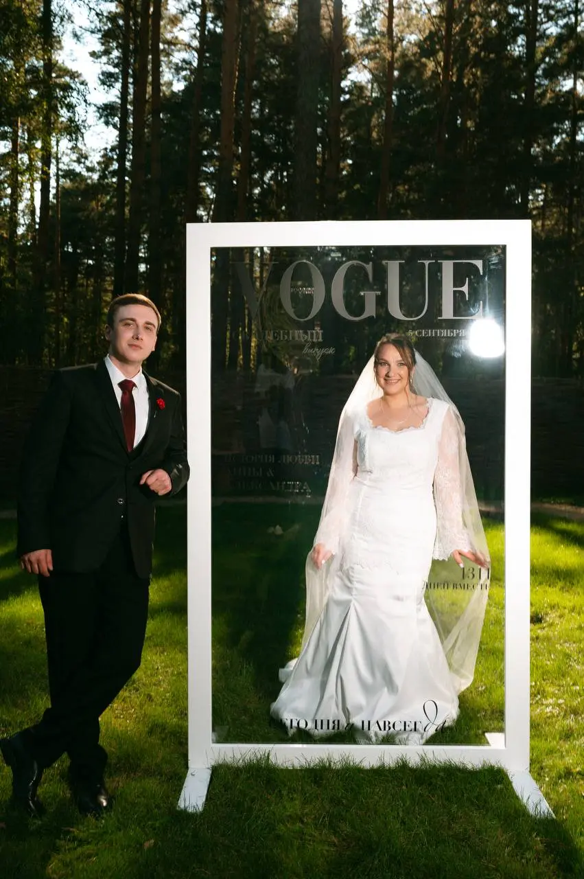 С обложки журнала⤵️
VOGUE 🤍 | Сетка — социальная сеть от hh.ru