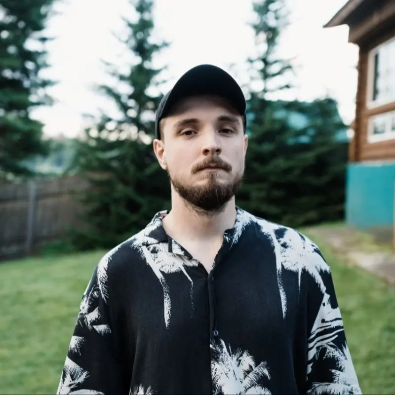 Денис Домуховский | Сетка — социальная сеть от hh.ru