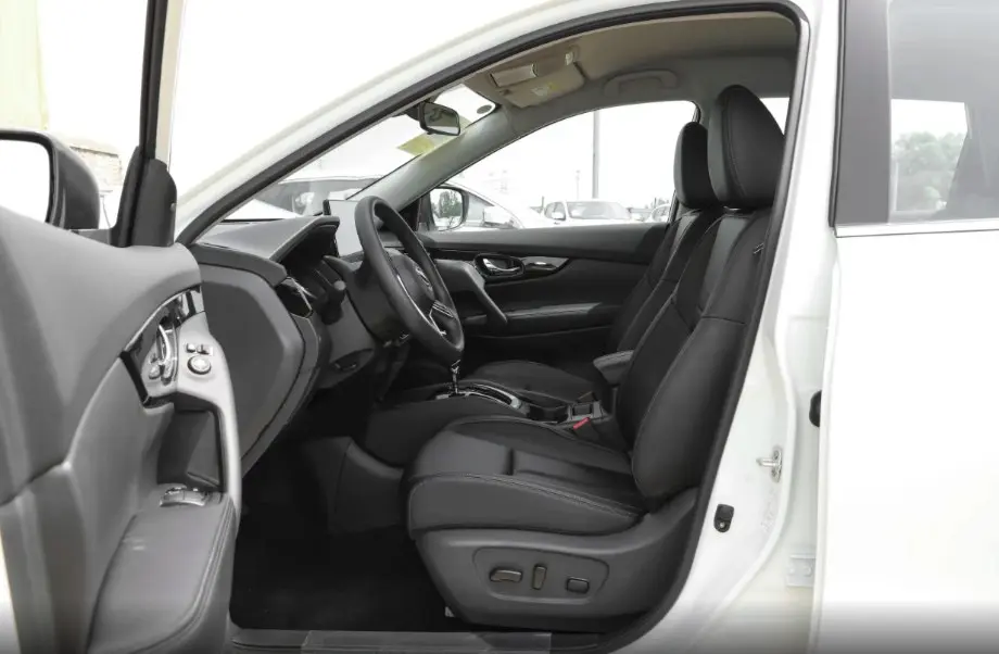 🚘Nissan X-Trail Leading Edition
Новый герой под 160 л.с.
Тот самый момент, когда японское имя, китайская сборка и здравый смысл встретились в одной машине😎
• Бензин 2.0 л, 151 л.с | Сетка — социальная сеть от hh.ru