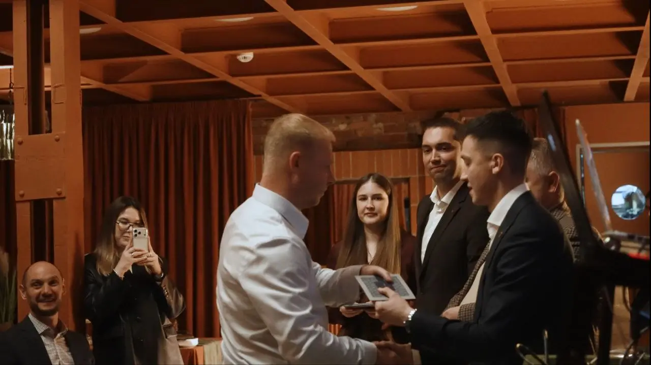🪫Great Person вошла в ТОП-10 агентств Москвы по продажам премиальной недвижимости
➿➿➿➿➿➿➿➿➿➿
Мы подвели итоги третьего квартала 2025 года — насыщенного периода, в котором команда показала высокий темп... | Сетка — социальная сеть от hh.ru