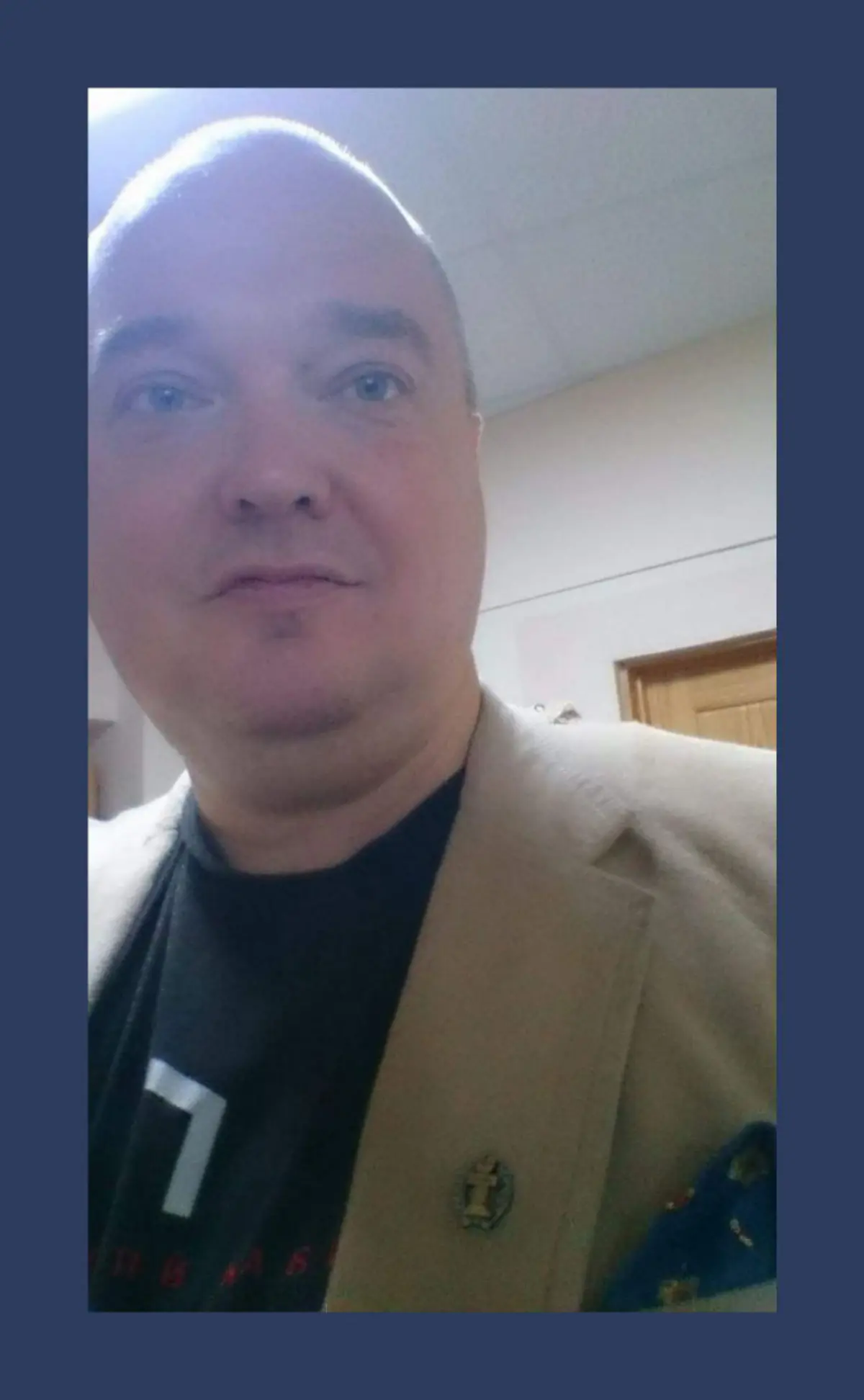 Скучаю сильно и по футболке и по пиджаку / I miss my t-shirt and jacket very big much | Сетка — социальная сеть от hh.ru
