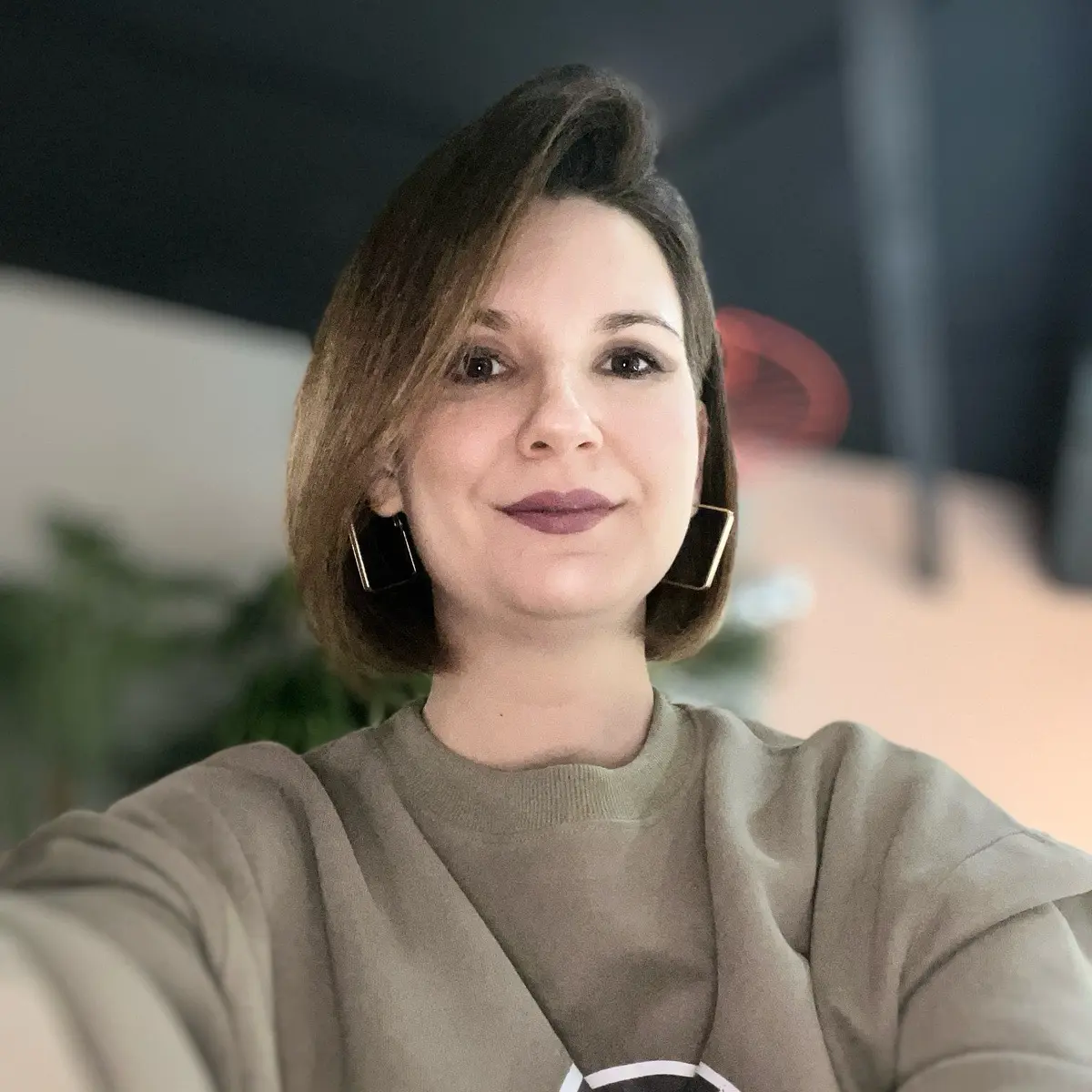 Лола Ахметгараева