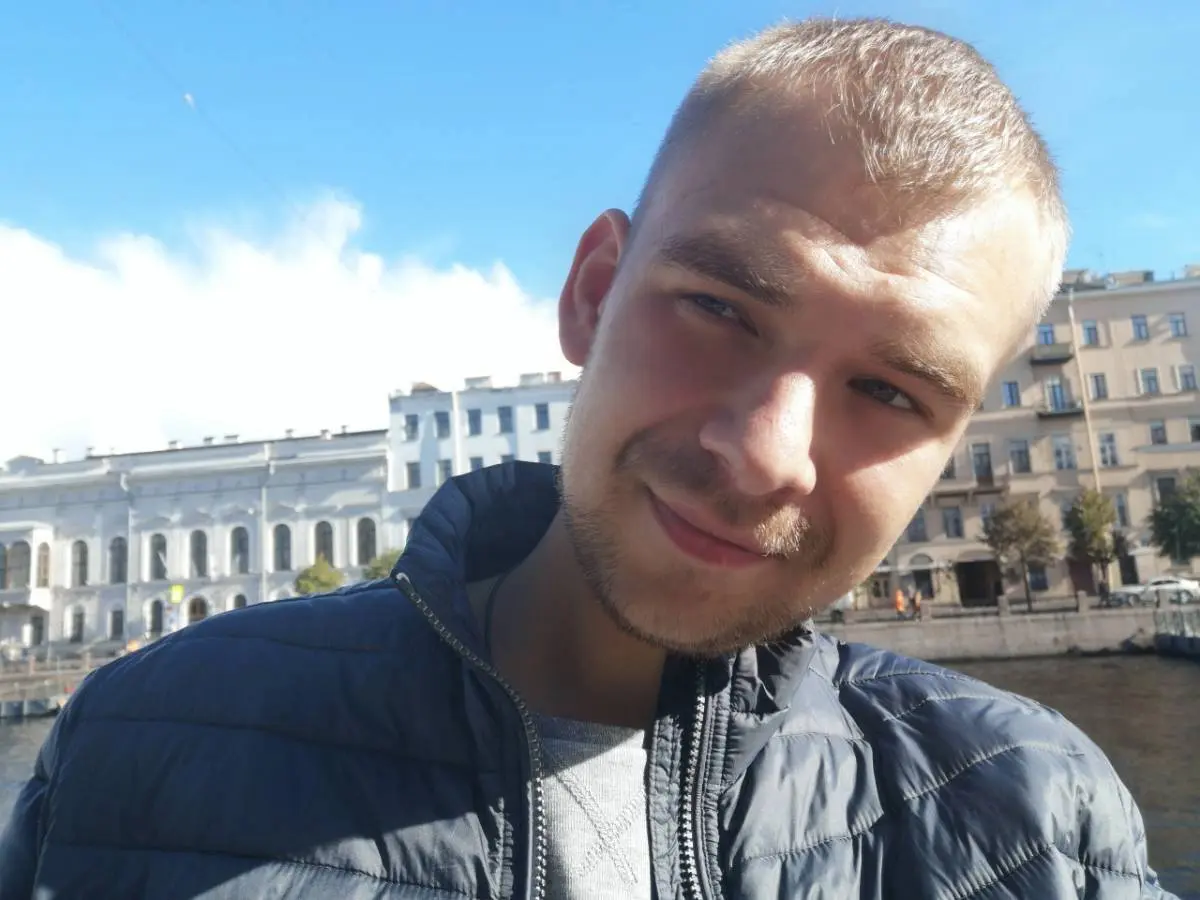 Максим Жирнов