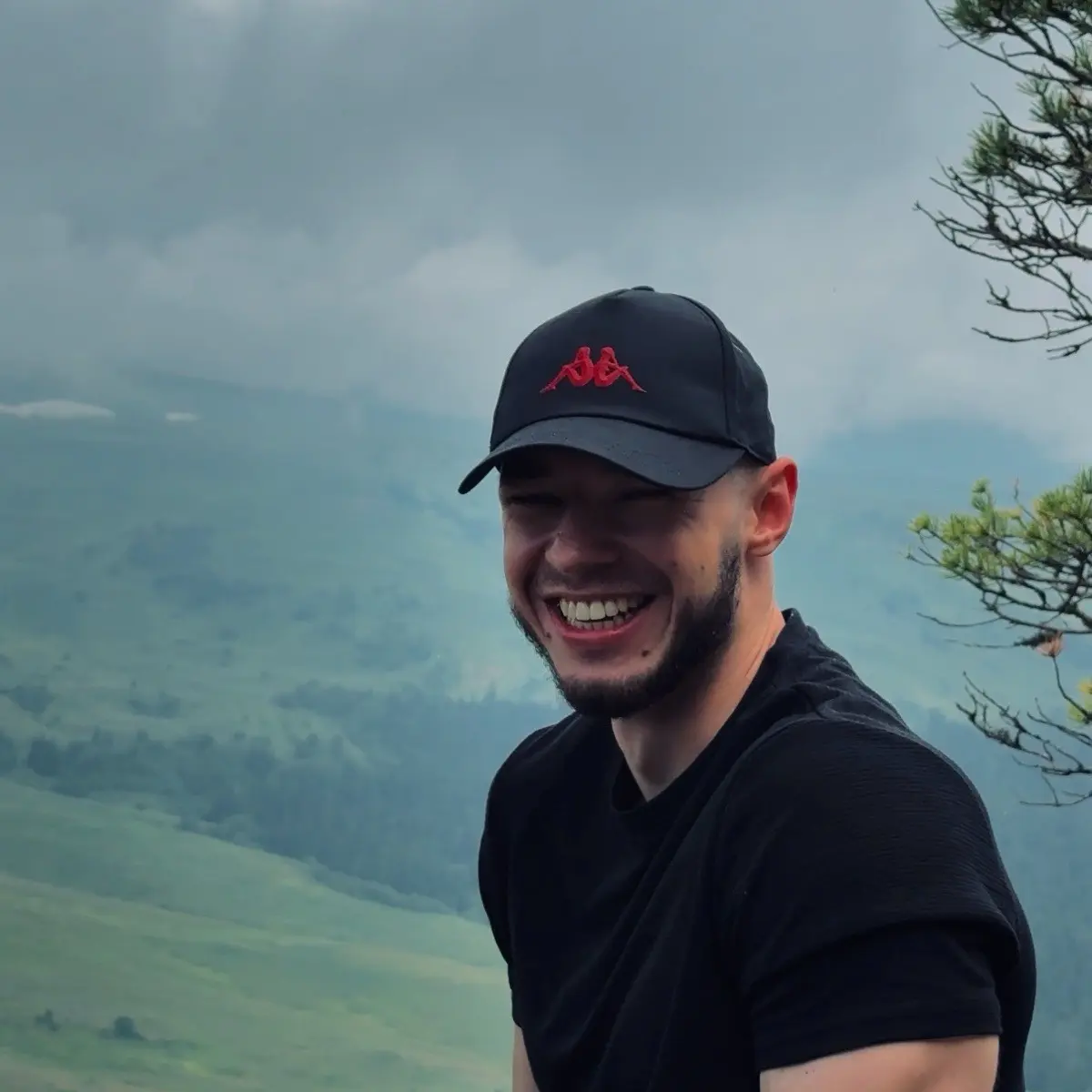 Владислав Долматов | Сетка — социальная сеть от hh.ru