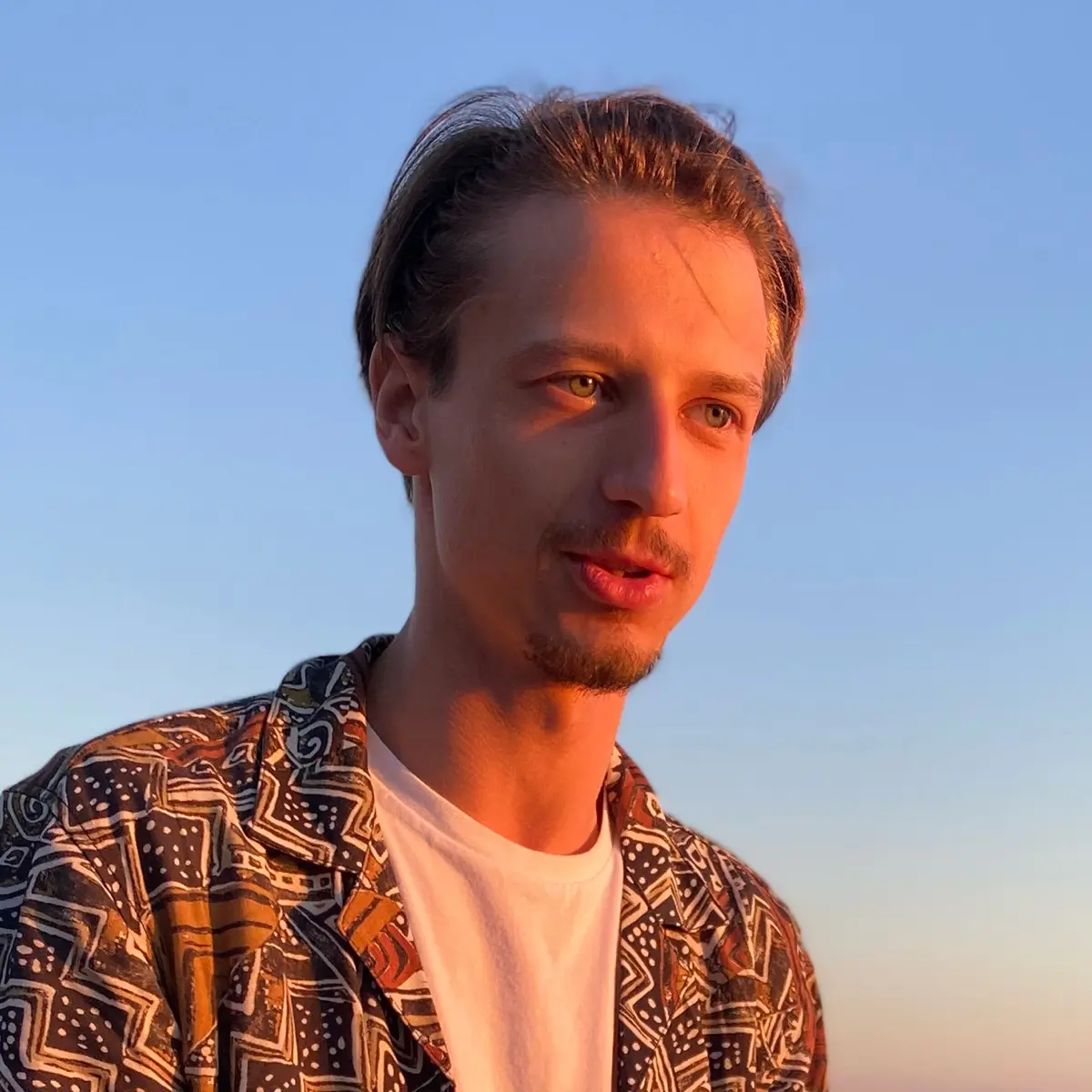 Владислав Довгопятый