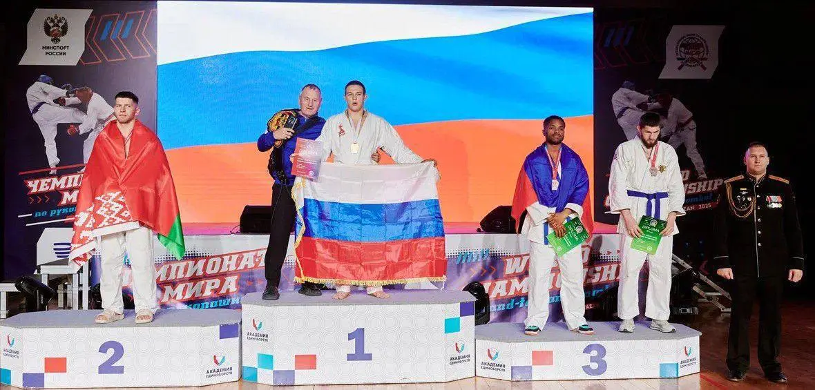 Ставропольские спортсмены заняли призовые места в чемпионате мира по рукопашному бою
Соревнования проходили в Рязани. В них приняли участие около 170 спортсменов из разных стран мира | Сетка — социальная сеть от hh.ru