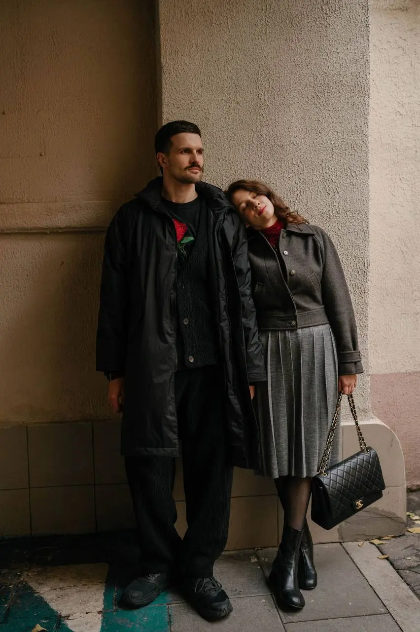 Смотрите как нас с Татой замечательно пофотографировали! Дело было осенним субботним утром, мы пошли гулять по одному из любимых маршрутов, старт которого начинался от кинотеатра «Художественный» — мо... | Сетка — социальная сеть от hh.ru