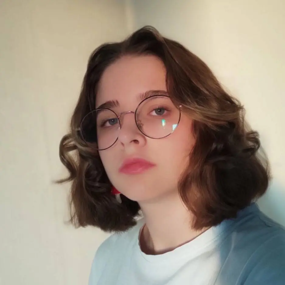 Анна Елистратова