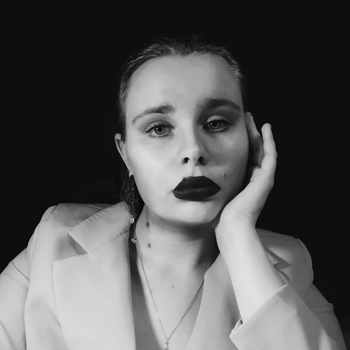 Анна Бречалова