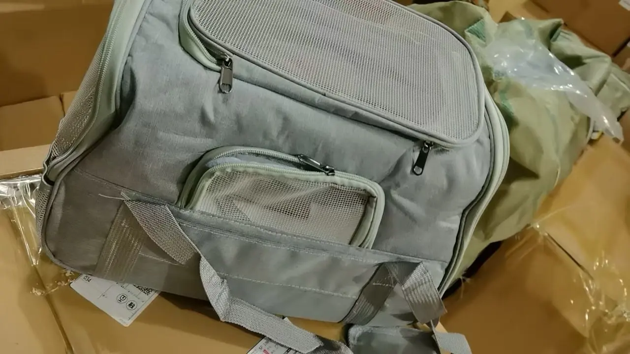 🎒 Кейс: как мы закупили и доставили партию ремней и сумок-переносок
Рассказываем, как организовали для клиента закупку кожаных ремней и практичных сумок-переносок из Китая | Сетка — социальная сеть от hh.ru