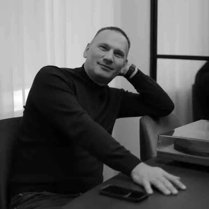 Александр Коломиец