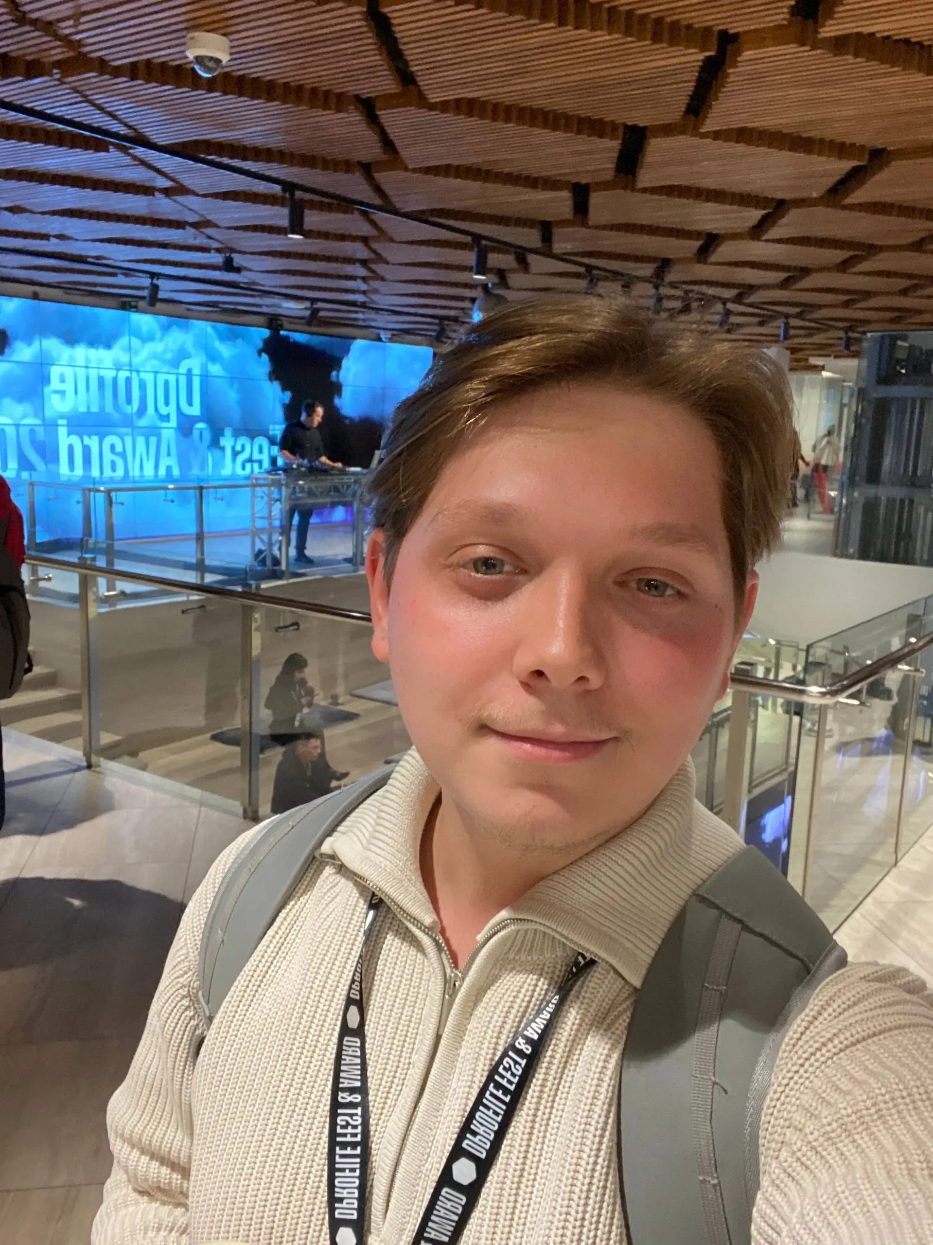 Какой он Dprofile Fest & Award 2025
Прошло пару дней, и я уже переосмыслил свои впечатления, пропитанные эмоциями, чтобы выплеснуть их сюда
Цель | Сетка — социальная сеть от hh.ru