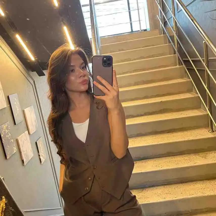 Алина Дмитриева