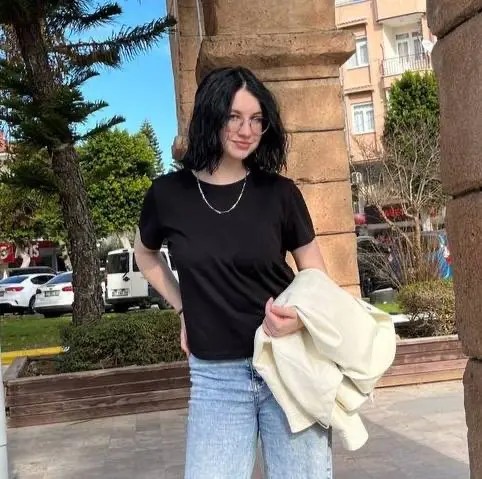 Полина Крутикова
