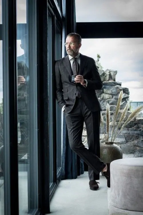 🌱Что такое настоящая устойчивость?
Часто, когда речь заходит об устойчивости, возникает образ несгибаемой скалы, которая противостоит любой буре. Но, на мой взгляд, настоящая устойчивость — другая | Сетка — социальная сеть от hh.ru