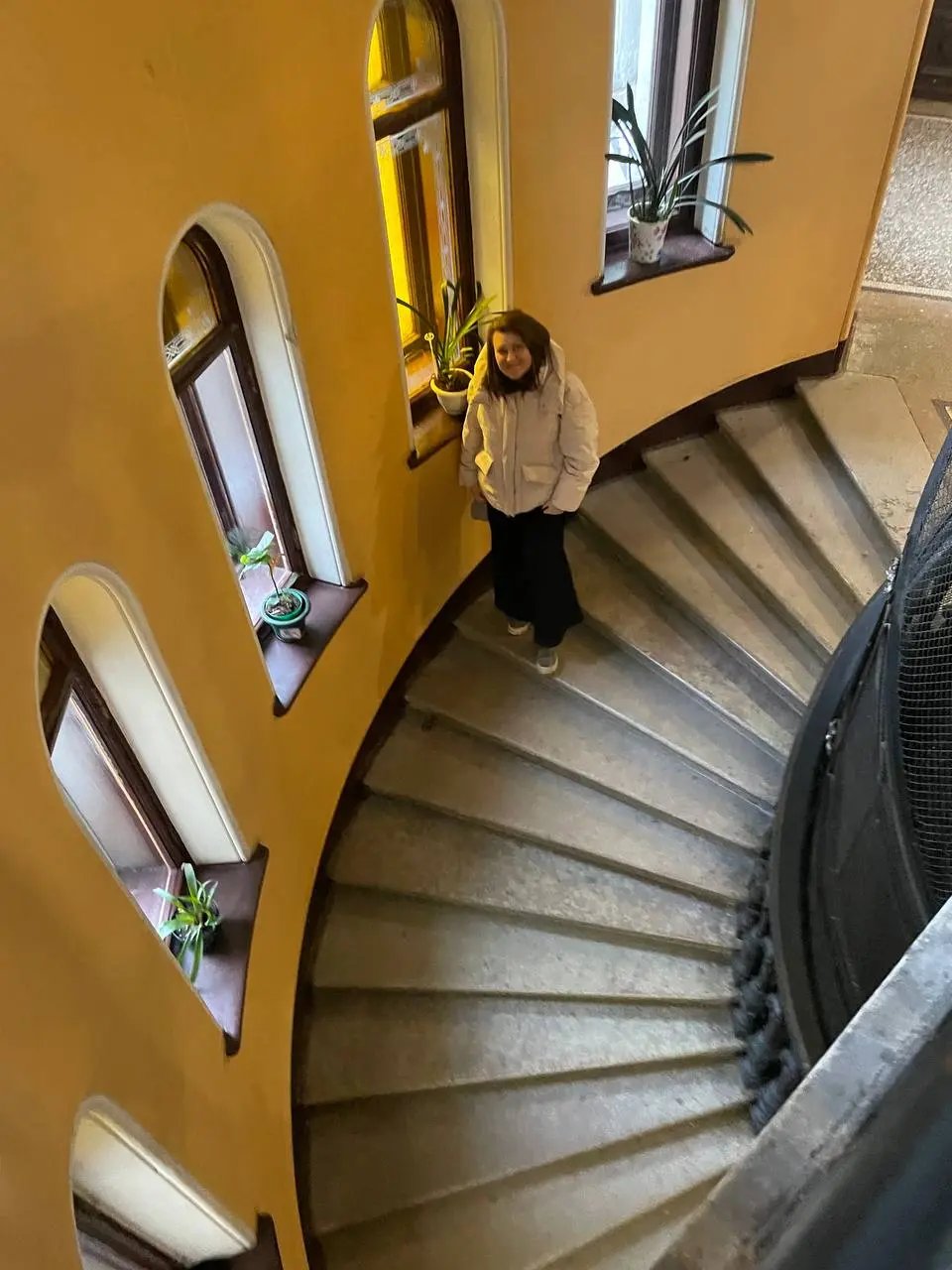 ДЕЛО № 6 «ОСЕНЬ»: Кто внутри вас принимает решения? Раскрываем главный когнитивный детектив
Всем следопытам и картографам собственного мозга привет! 🕵️‍♀️
Сегодня у нас не просто пост, а самое настоящ... | Сетка — социальная сеть от hh.ru