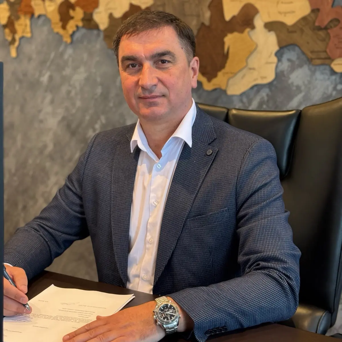 Сергей Плешаков