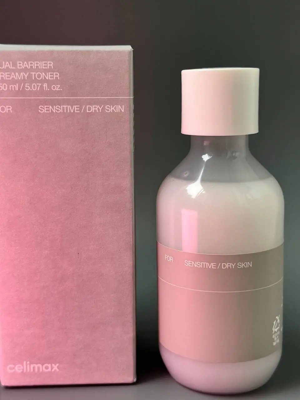 Кремовый тонер для лица
Celimax Dual Barrier
Creamy Toner 💗
Профессиональный продукт разработан для бережного ухода за чувствительной и сухой кожей лица🤩
Борется с сухостью и шелушением | Сетка — социальная сеть от hh.ru