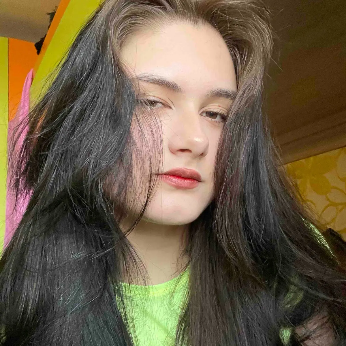 Лола Лесовская