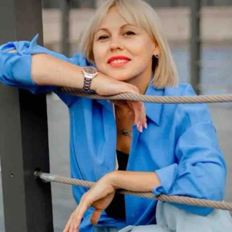 Алина Олексеенко