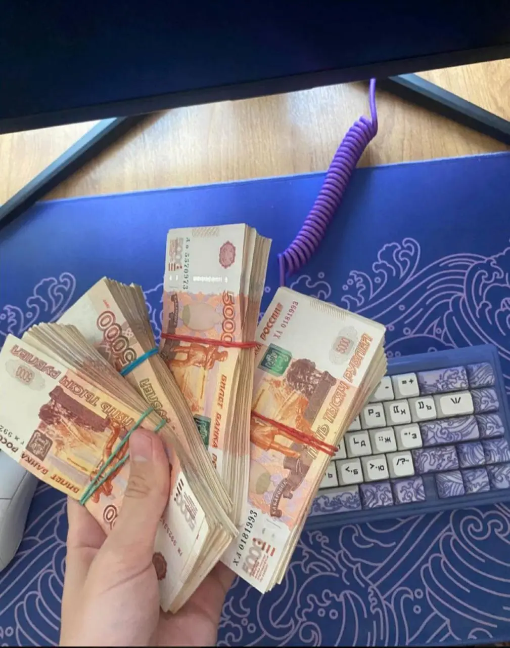 Тем временем до старта обучения осталось всего 5 дней⏳
Да, я мог набрать всех, но я специально ограничил количество мест, потому что хочу дать максимальное качество вам | Сетка — социальная сеть от hh.ru