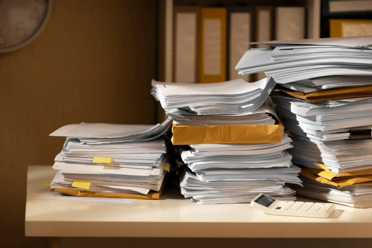Искусственный интеллект пишет performance-review. Что может пойти не так?
Конец года - самое время готовиться к оценке результатов | Сетка — социальная сеть от hh.ru