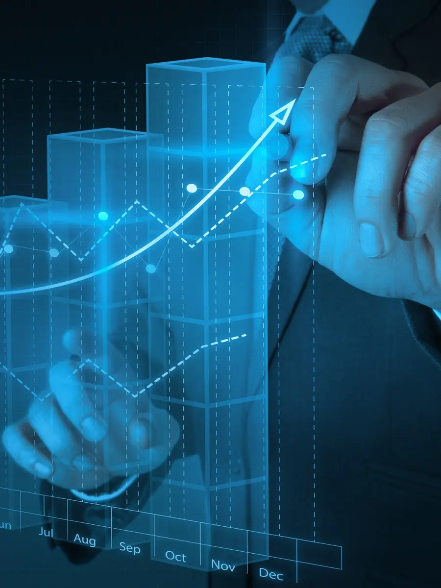 Цифровой финдиректор: как AI делает прозрачным P&L
Когда я предложил одному директору подключить AI к P&L, он усмехнулся:
— «Посмотрим, чему он меня научит» | Сетка — социальная сеть от hh.ru