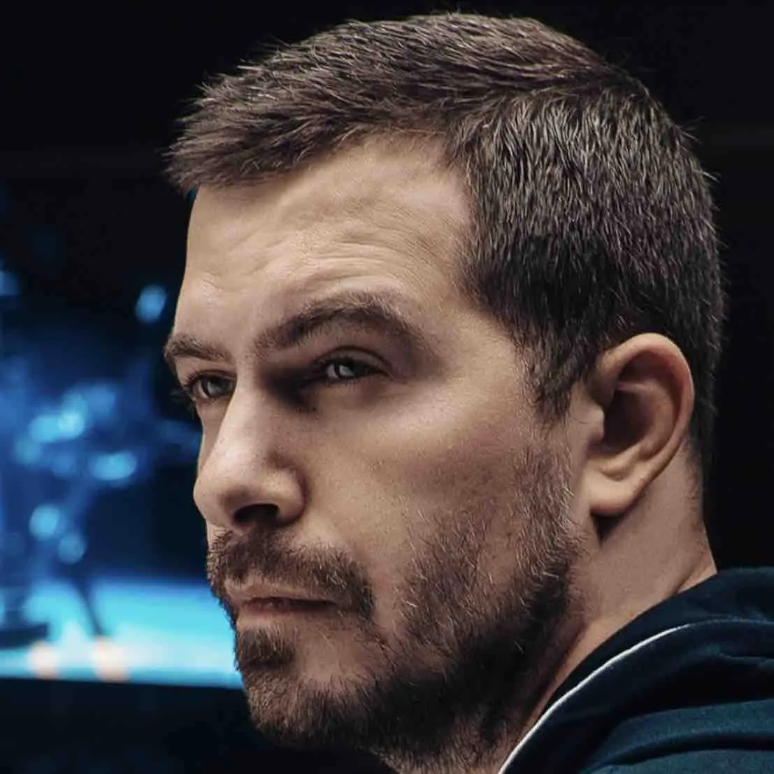 Stepan Burlakov | Сетка — социальная сеть от hh.ru