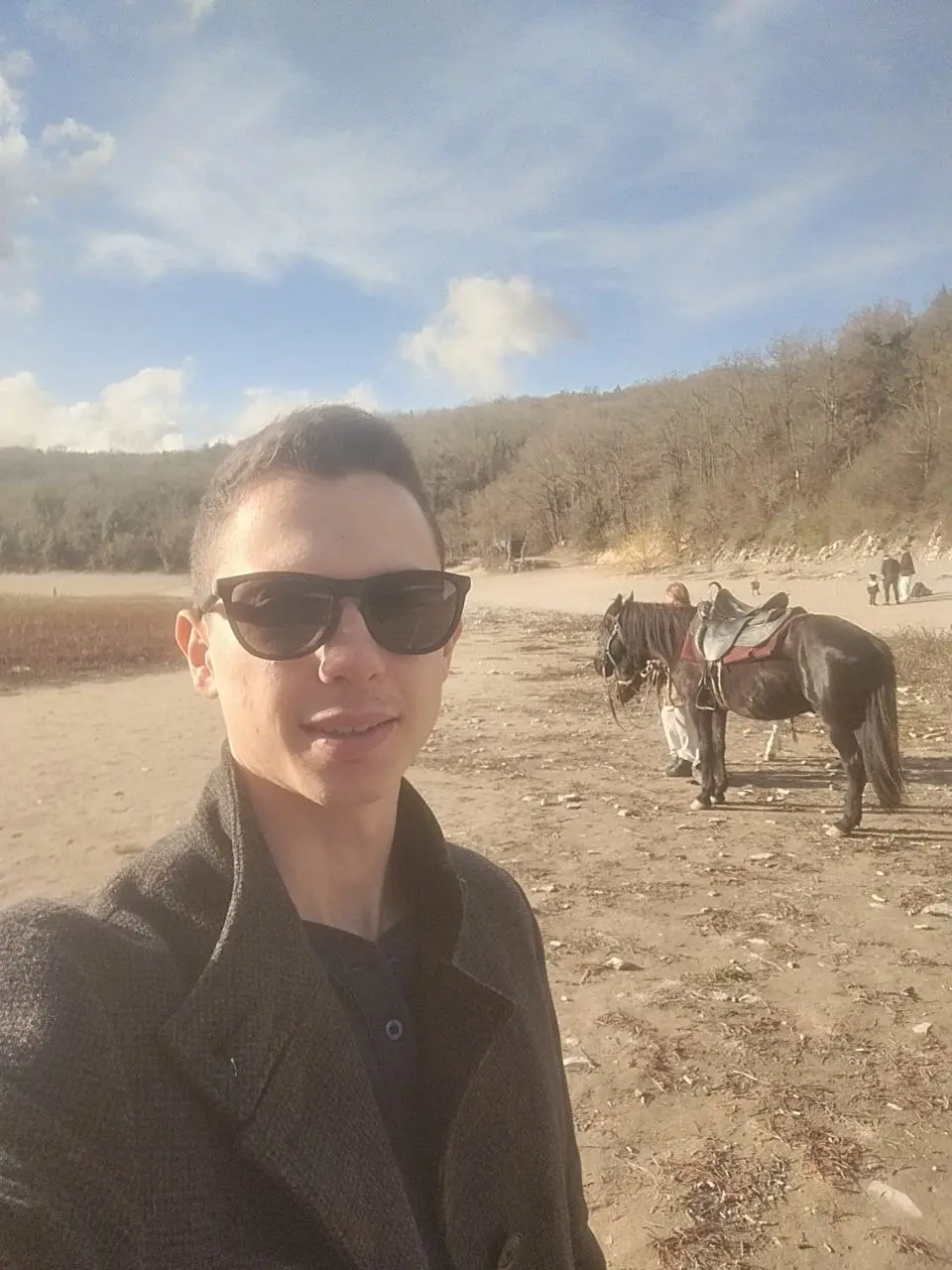 Всем добрый вечер! Сегодня замечательный святой день Архангела Михаила, настраивайтесь на положительное.
Пожил я значит в Анапе 2 недели, было прикольно.
😃 Сегодня приехал в Краснодар | Сетка — социальная сеть от hh.ru