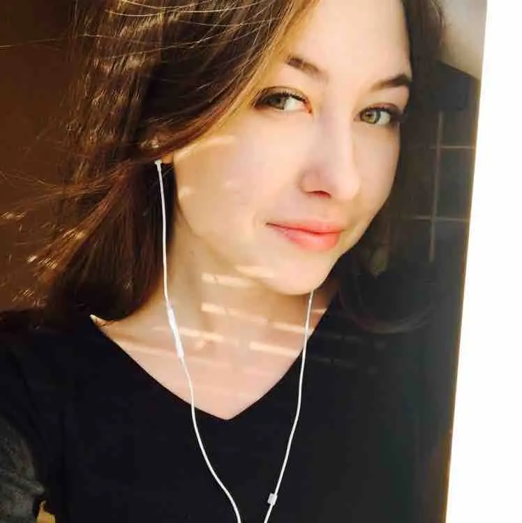 Анна Богданова
