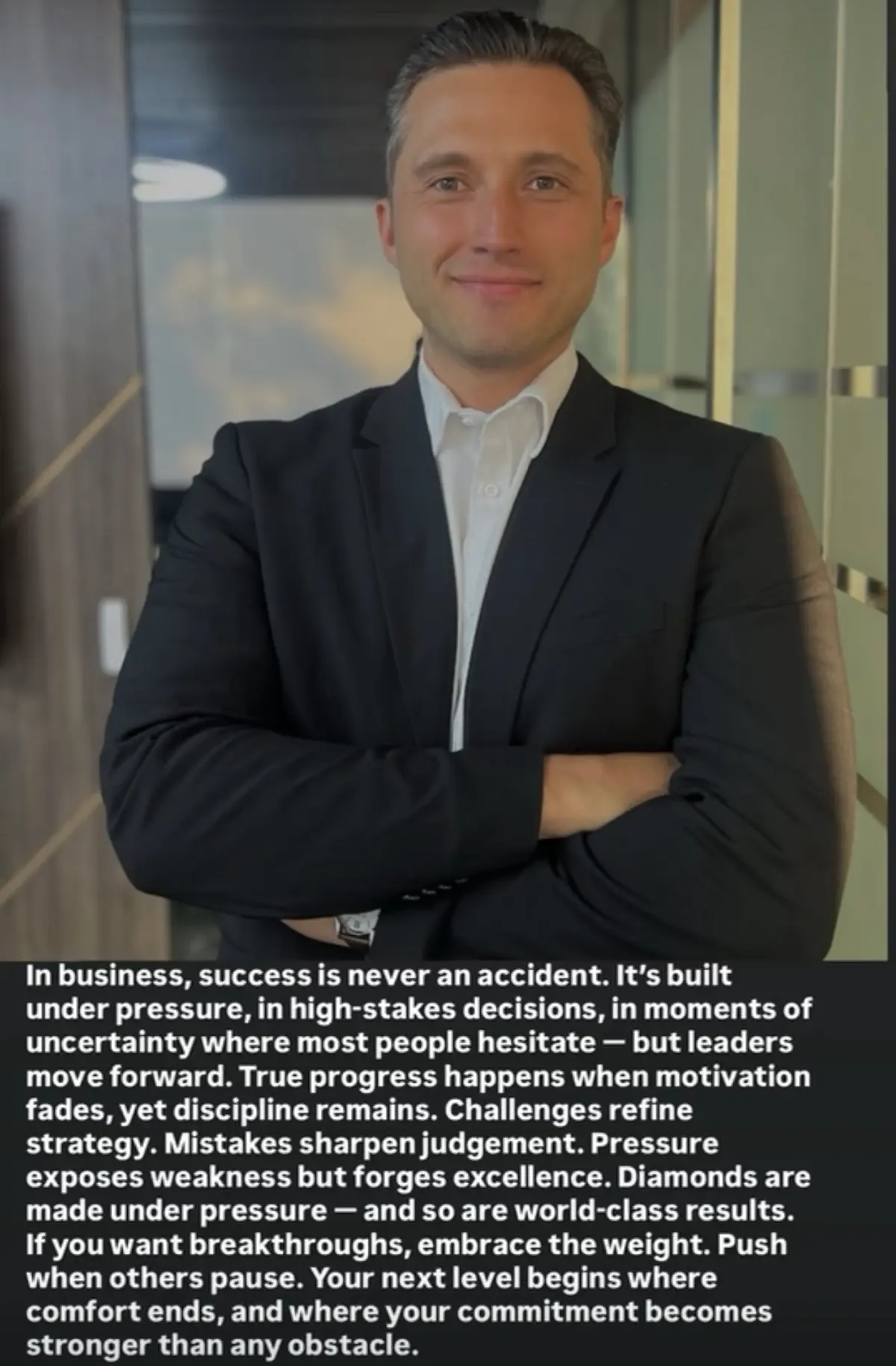 In business, success is never an accident. It’s built under pressure, in high-stakes decisions, in moments of uncertainty where most people hesitate — but leaders move forward | Сетка — социальная сеть от hh.ru