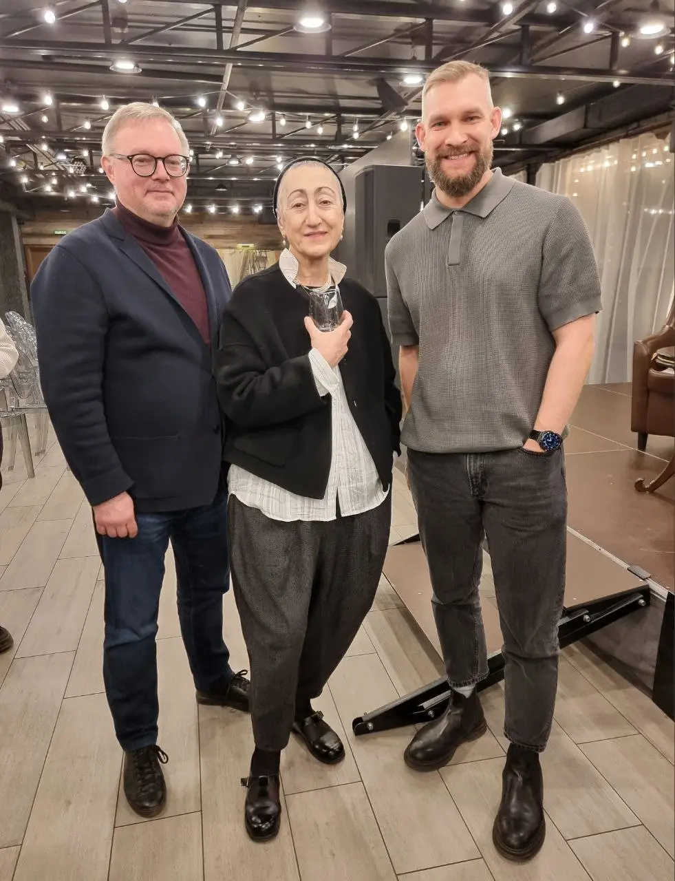 #беседкахохрякова для меня стала местом регулярной рефлексии прошедшей недели. Достаточно часа тишины, созерцания и природы, чтобы сделать какие-то выводы | Сетка — социальная сеть от hh.ru