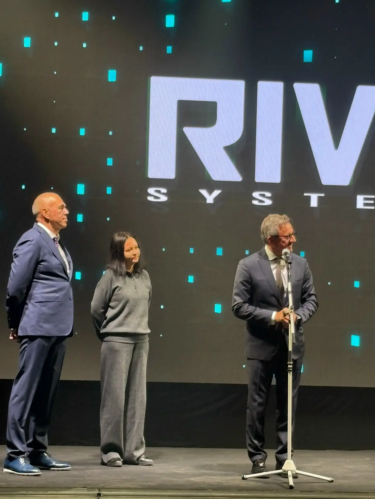 21 ноября состоялось торжественное открытие производственного комплекса
RIVO systems.
https://vk.com/video-97841647456240709 | Сетка — социальная сеть от hh.ru