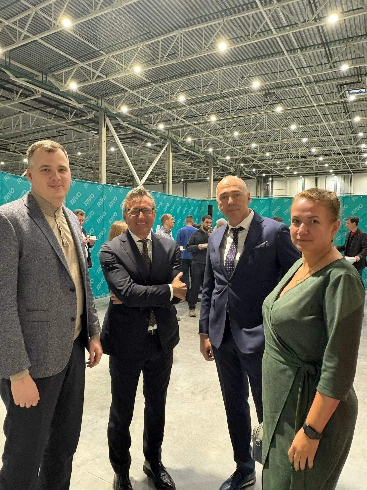 21 ноября состоялось торжественное открытие производственного комплекса
RIVO systems.
https://vk.com/video-97841647456240709 | Сетка — социальная сеть от hh.ru