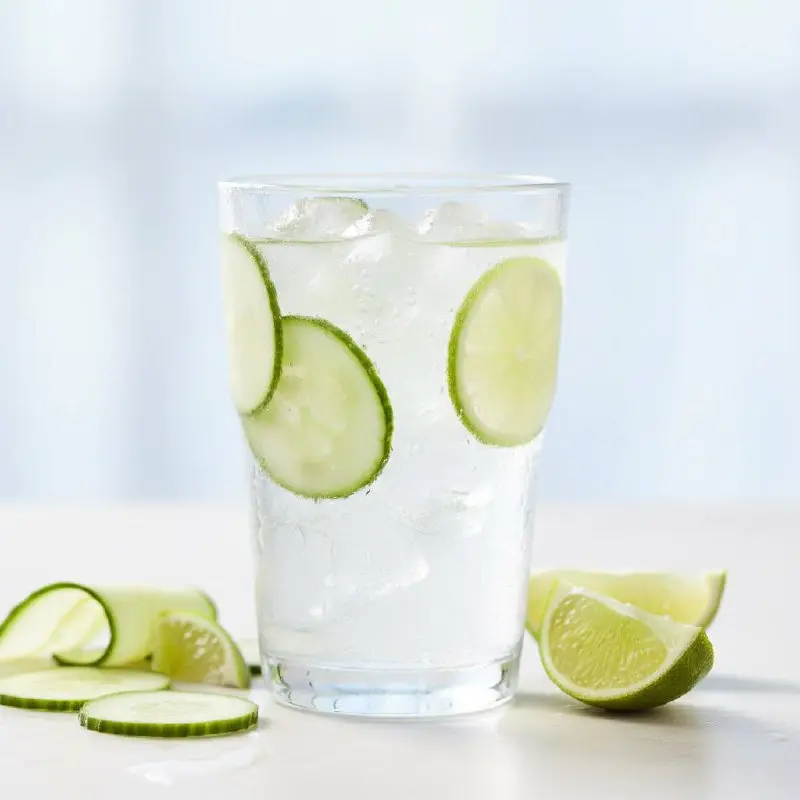Rich Bitter Лимон — от «Мултон» в разы вкуснее Schweppes Биттер Лемон от Кока Кола Бевриджес
И чтобы факт не был просто фактом, напишу рецепт коктейля | Сетка — социальная сеть от hh.ru