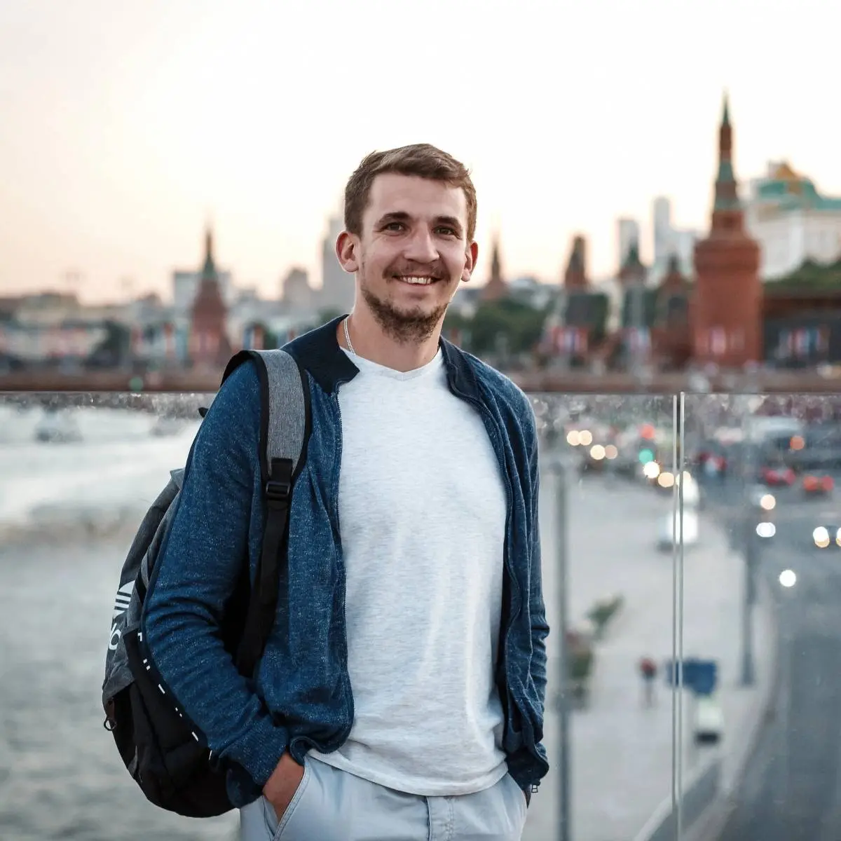 Максим Лезовский