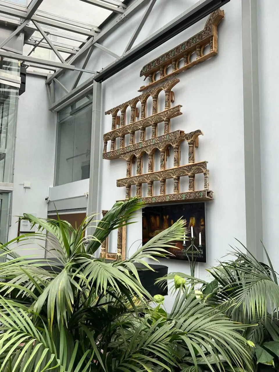 🏛️Крупнейший в России частный музей христианского искусства
Чт-Вт 11:00-19:00
В центре столицы открыт уникальный музей, где представлена крупнейшая частная коллекция, насчитывающая 4500 экспонатов: бо... | Сетка — социальная сеть от hh.ru